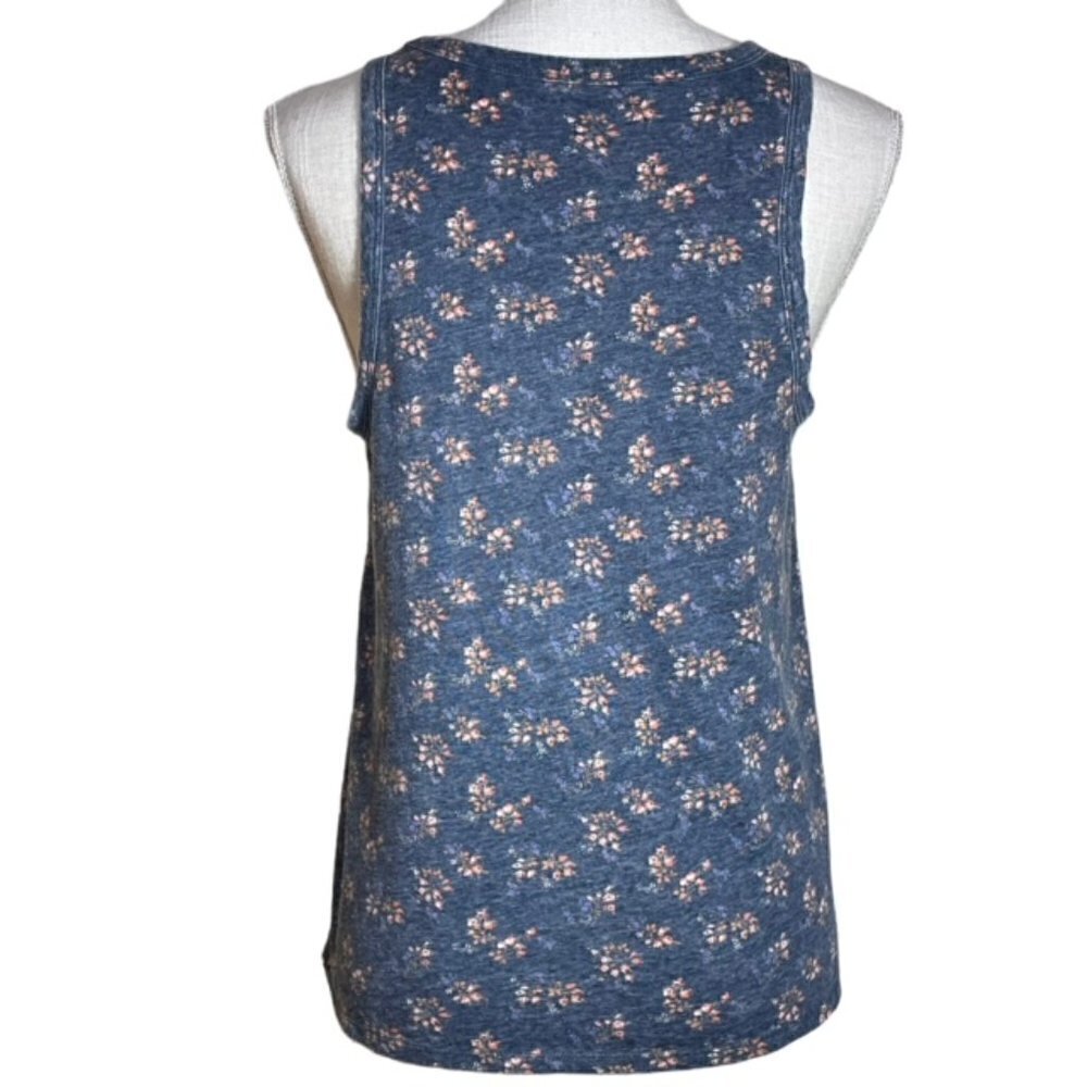 AMERICAN EAGLE Blue Floral Tank Top - Size Medium - Picture 2 of 5